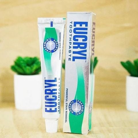 Kem Đánh Răng Làm Trắng Răng Eucryl Tooth Paste Freshmint 62g