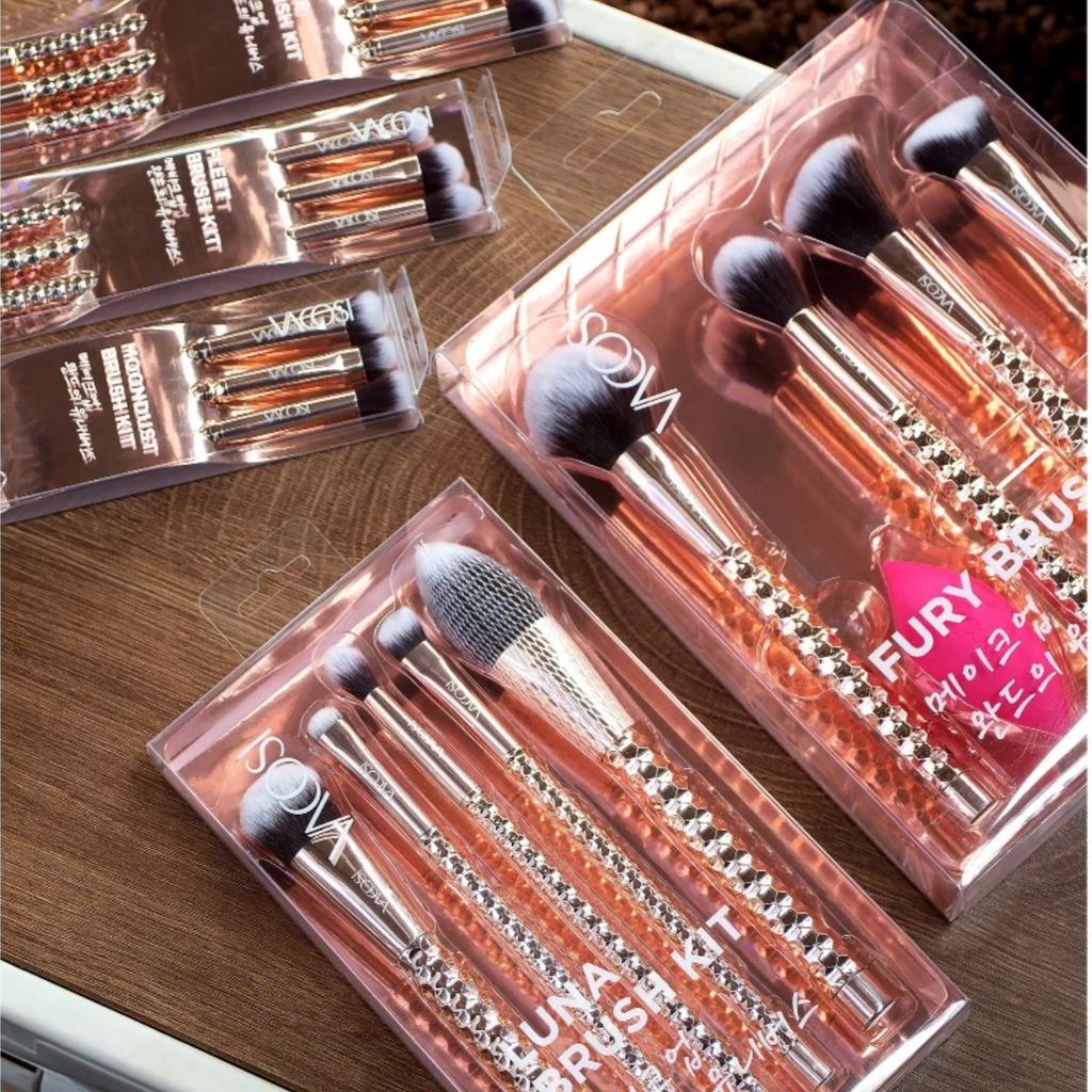 Bộ Kit 4 Cọ Và 1 Bông Phấn Vacosi Fury The Flawless Face Brush Kit Golden Dragon SC05