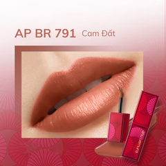Son Kem Shu Uemura Rouge Unlimited Amplified Pigment