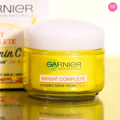 Kem Dưỡng Serum Sáng Da Ban Ngày Garnier Light Complete Vitamin C Serum Cream SPF30 18ml