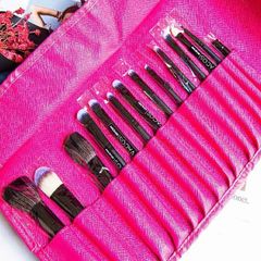 Bộ Cọ Trang Điểm Vacosi 14 Cây BC09 (Bóp Da Hồng) Essential Brush Set