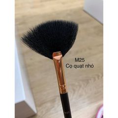 Cọ Quạt Nhỏ Vacosi Phủ Phấn Mắt M25 Eye Fan Brush