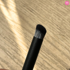 Cọ Che Khuyết Điểm & Tạo Khối Hình Xéo Bầu Vacosi F15 Round Concealer Brush