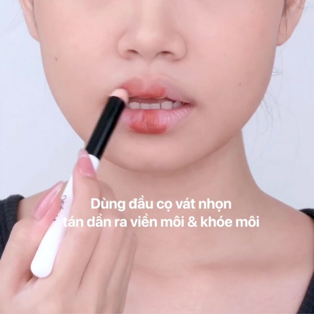 Cọ Môi Ofelia Lip Smudge Brush