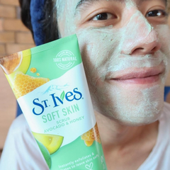 Sữa Rửa Mặt Tẩy Tế Bào Chết Bơ & Mật Ong St.Ives Soft Skin Avocado & Honey Scrub 170g