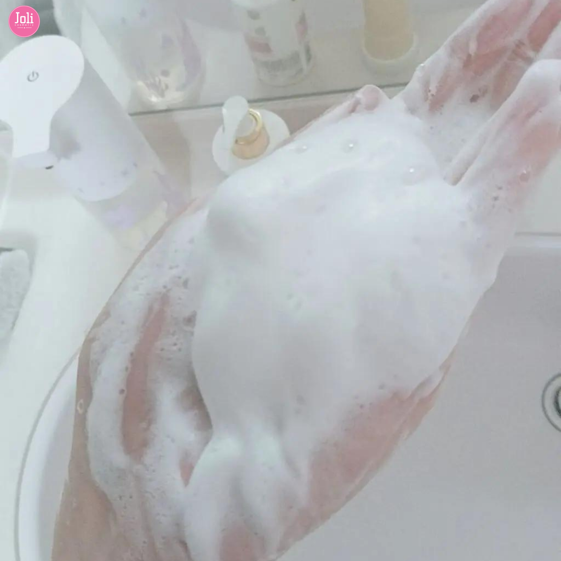 Sữa Rửa Mặt Dưỡng Ẩm Hada Labo Gokujyun Hydrating Face Wash 100gSữa Rửa