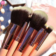 Bộ Cọ Trang Điểm 14 Cây BH Cosmetics Chic Piece Brush Set With Bag