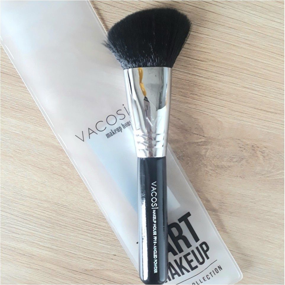 Cọ Tán Phấn Phủ Đầu Xéo Vacosi FP19 Angled Powder