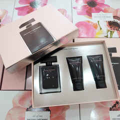 Set Nước Hoa Nữ Narciso Rodriguez For Her EDT (Nước hoa 50ml + Sữa tắm 50ml + Lotion 50ml)