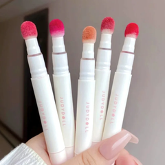 Son Kem Lì Đầu Bông Dặm Judydoll Matte Lip Cream 1.8g