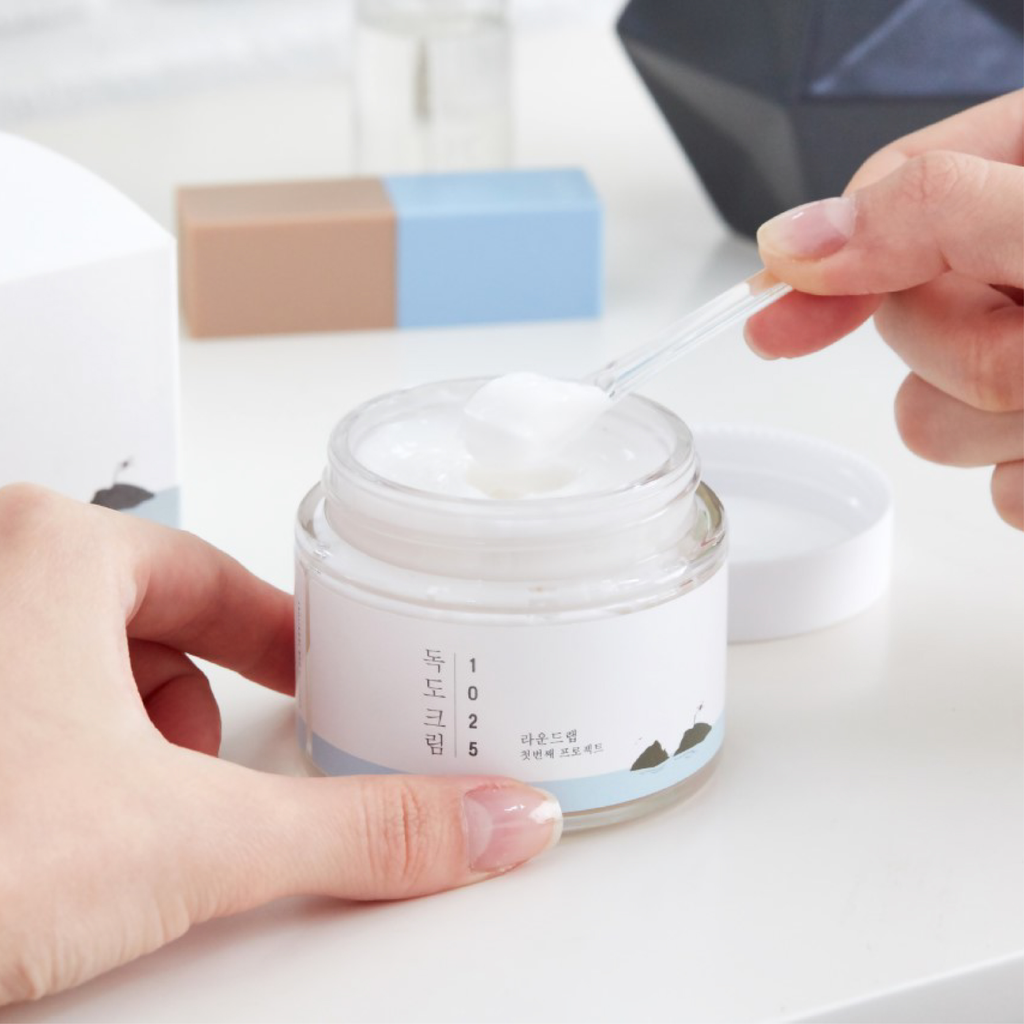 Kem Dưỡng Ẩm Làm Dịu Da Round Lab 1025 Dokdo Cream 80ml