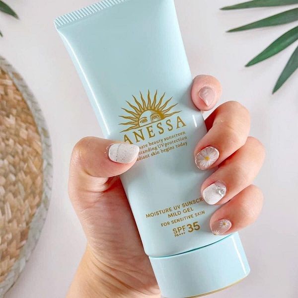 Gel Chống Nắng Anessa Da Nhạy Cảm Moisture UV Sunscreen Mild Gel For Senstive SPF35 PA+++ 90G