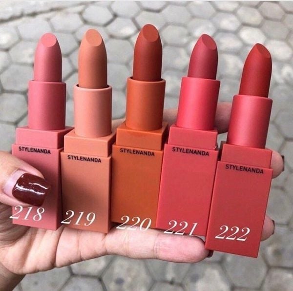 Son Thỏi Lì 3CE Mood Recipe Matte Lip Color