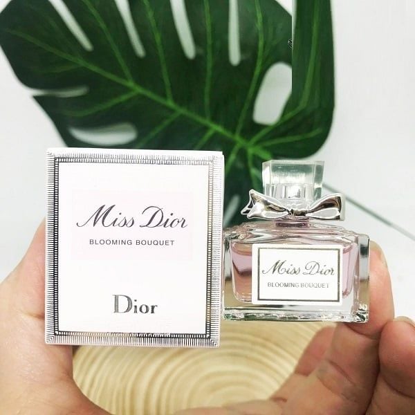 Nước Hoa Nữ Dior Miss Dior Blooming Bouquet EDT 5ml