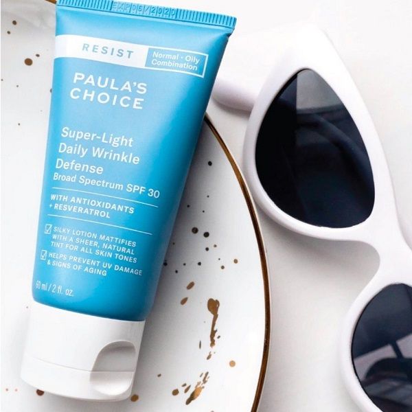 Kem Dưỡng Chống Nắng Paula's Choice Resist Super-Light Daily Wrinkle Defense Broad Spectrum SPF30 60ml