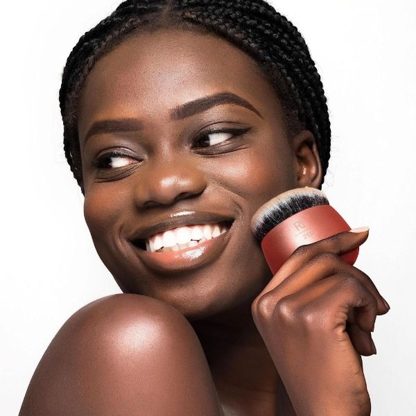 Cọ Tán Nền Real Techniques Foundation Blender Foundation Blender