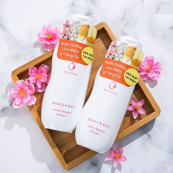 Nước Cân Bằng Senka Dưỡng Sáng Da Mờ Thâm Sạm 200ml White Beauty Lotion I