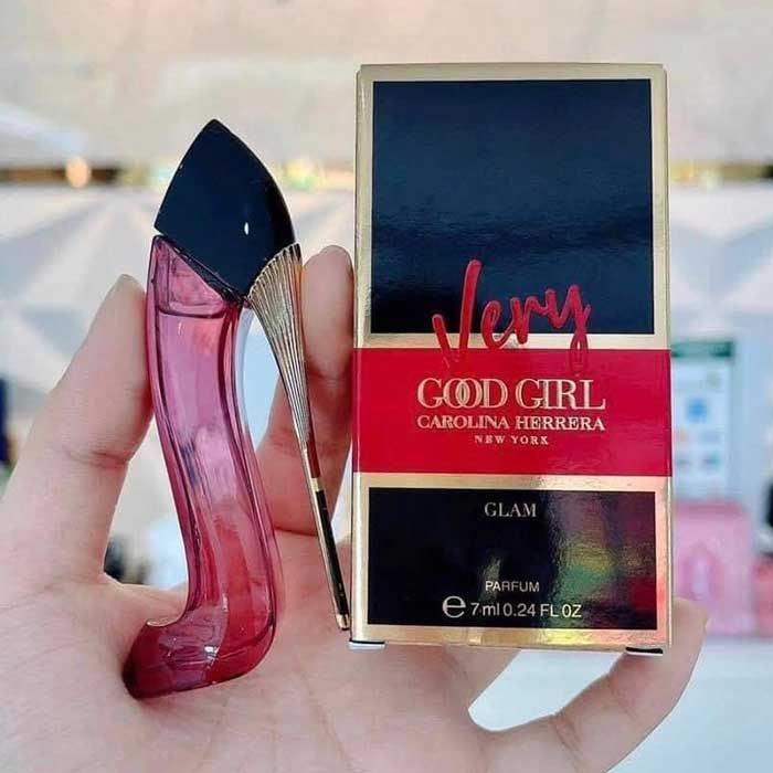 Nước Hoa Carolina Herrera Very Good Girl Eau De Parfum