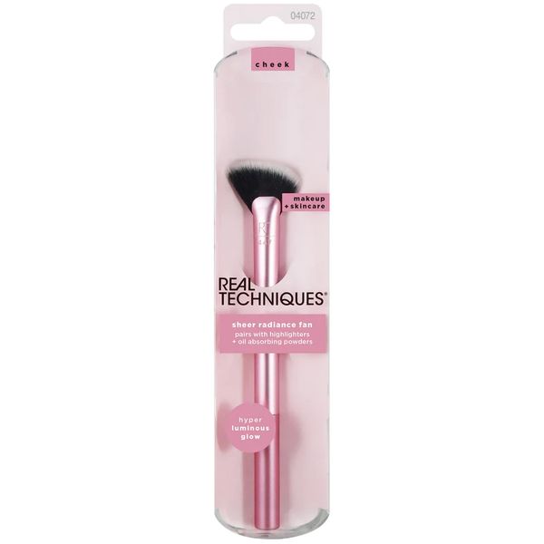 Cọ Highlight Và Phủ Phấn Real Techniques RT447 Sheer Radiance Fan Makeup Brush