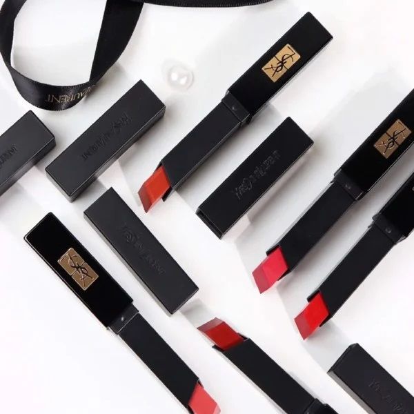 Son Thỏi Lì YSL The Slim Velvet Radical Matte Lipstick