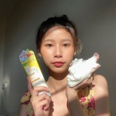 Sữa Rửa Mặt Dưỡng Sáng Da Garnier Light Complete Vitamin C Whip Foam 100ml