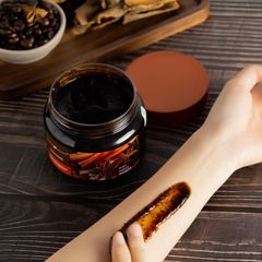 Tẩy Da Chết Toàn Thân Quế Hồi Và Café Exclusive Cosmetic Gel Scrub Coffee & Cinnamon Cloves 380g