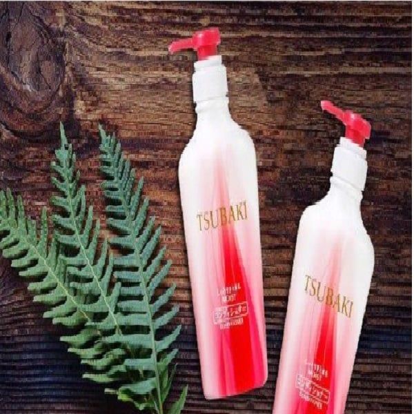 Dầu Xả TSUBAKI Botanical Dưỡng Ẩm & Giữ Nếp Tóc 450ml Moist Conditioner