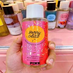 Xịt Thơm Victoria’s Serect Pink Brume Pour Le Corps 250ml