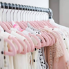 Móc quần áo phủ nhung màu đồng hãng Velvet