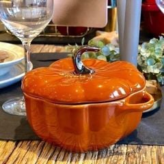 Âu sứ quả bí ngô Staub 0,5 lít