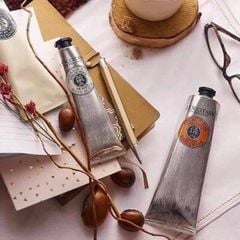 Kem dưỡng da chân Loccitane Preme Pieds