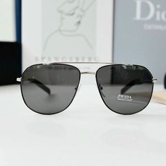 Kính thời trang Prada