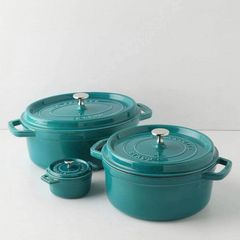 Nồi gang Staub màu xanh Ice Blue 20cm