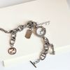 Đồng hồ thời trang Gucci G Charm mặt trắng