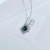 Dây chuyền đá mặt đá xanh Swarovski viền hoa tuyết trắng