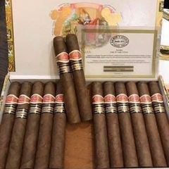 Hộp 25 điếu Cigar Romeo Wide Churchill