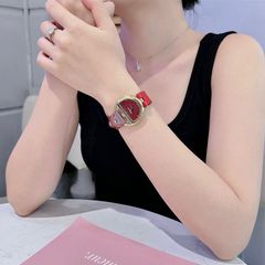 Đồng hồ thời trang Salvatore Ferragamo Halfmoon