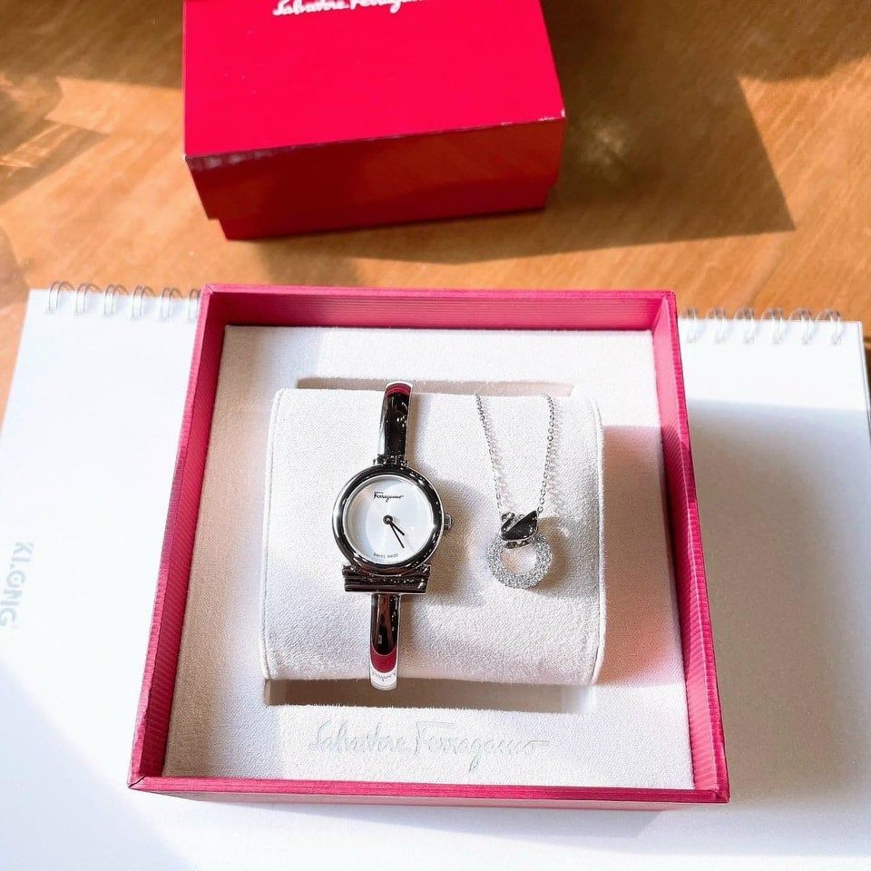 Đồng hồ thời trang Salvatore Ferragamo