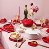 Nồi Le Creuset Valentine 22cm màu trắng hình tim núm vàng
