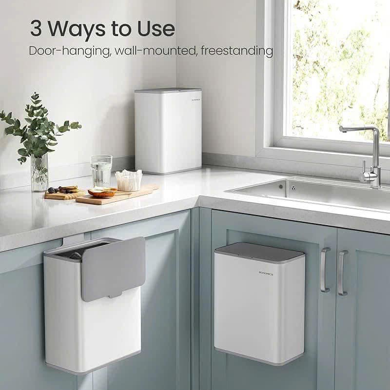 Thùng rác treo tủ của hãng Songmics