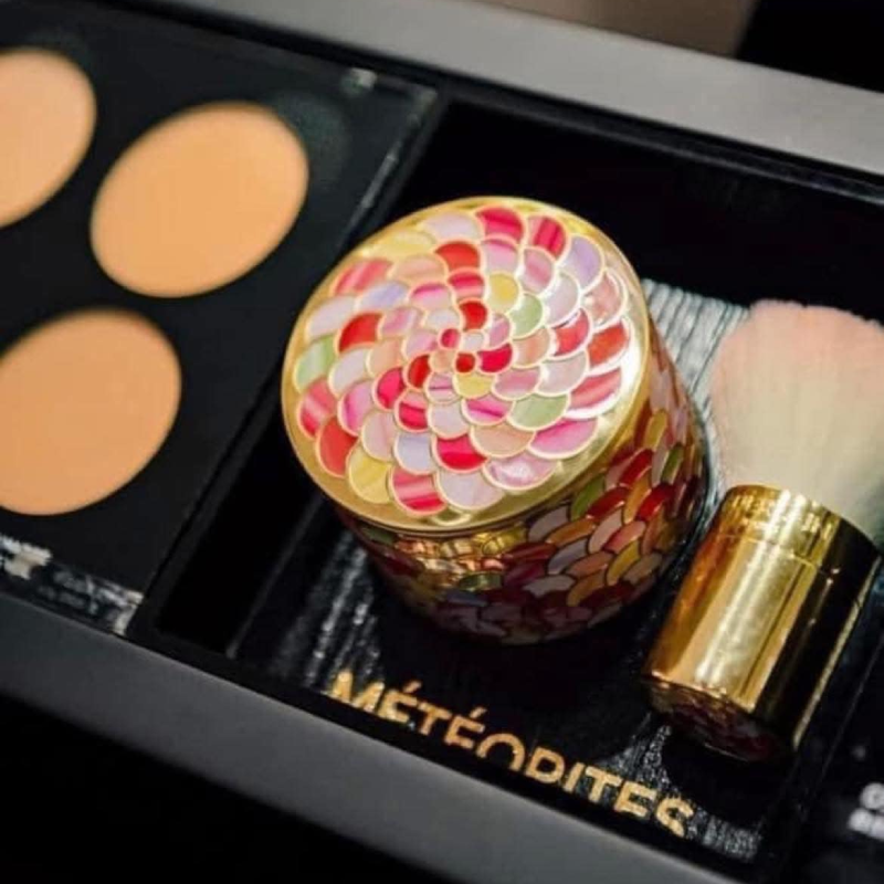 Phấn phủ ngọc trai Guerlain