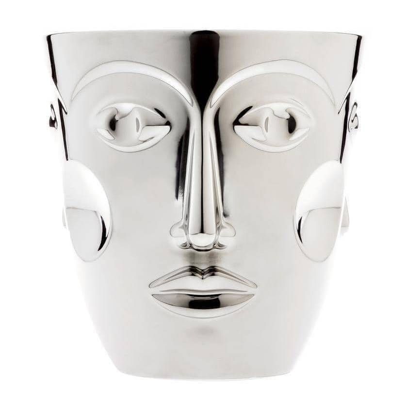 Âu ướp Champagne mặt người Sieger Fürstenberg