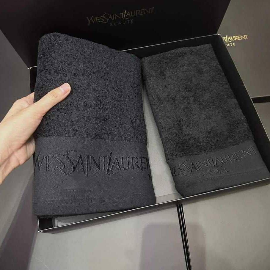 Bộ khăn YSL COFFRRT SERVIETTES - NOIR TOWELS SET
