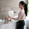Gương trang điểm để bàn 8 inch Simplehuman