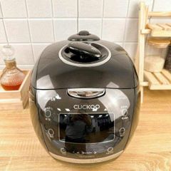 Nồi Cơm điện Cao Tần CUCKOO CRP-HUF 10BS Hàn Quốc