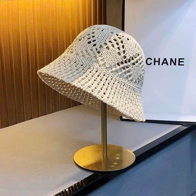 Mũ đi biển thời trang