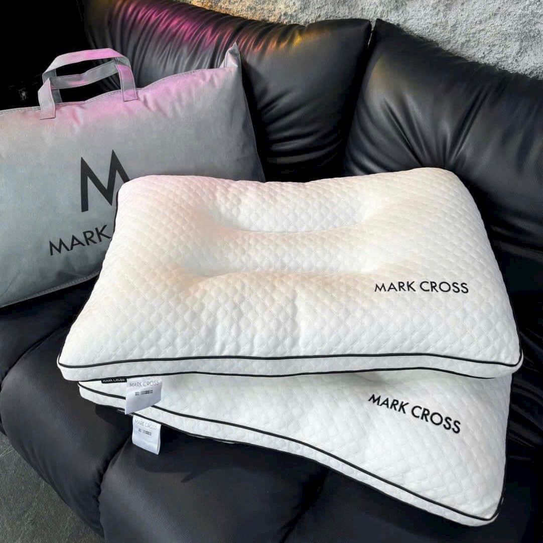 Gối massage MarkCross new 2024