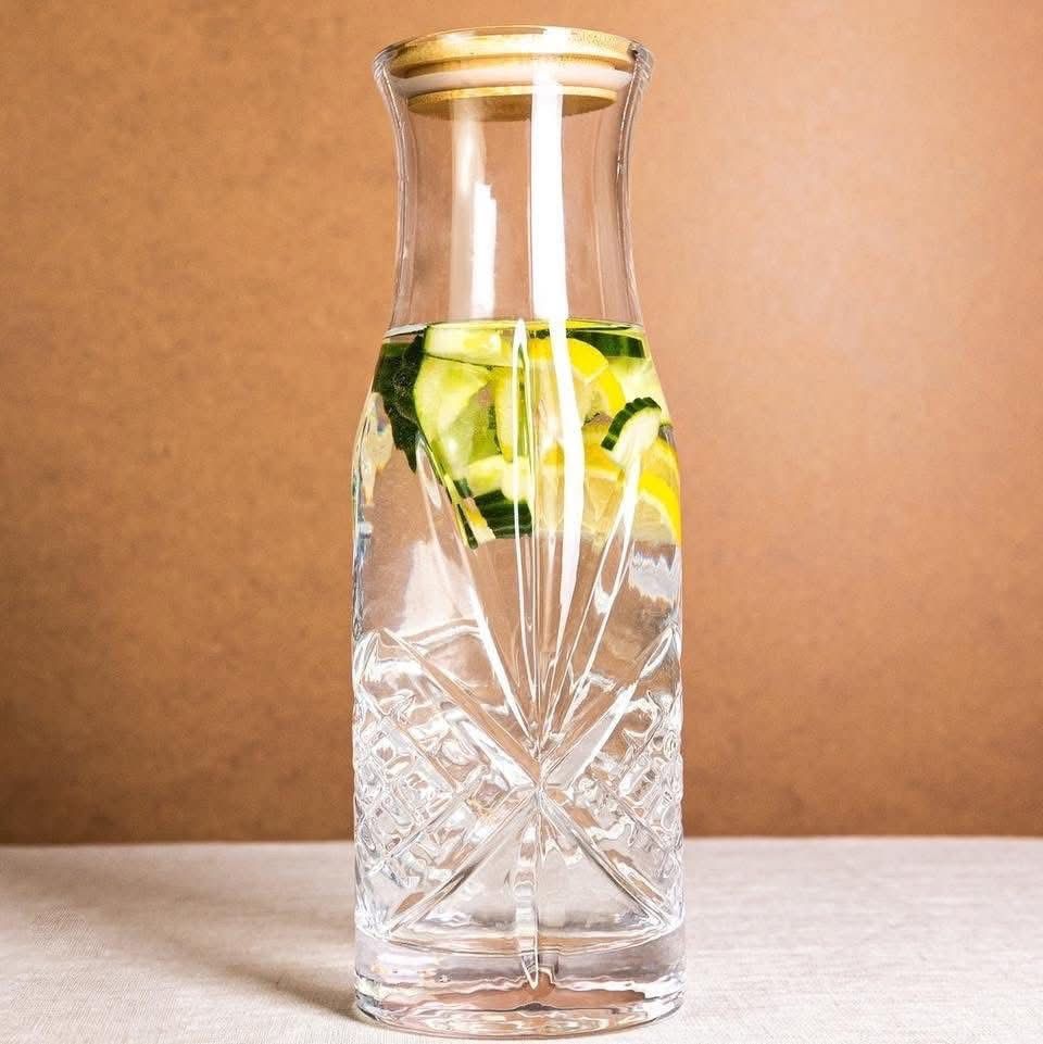 Bình nước Trinity 1,1 lit kèm nắp