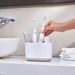 Hộp đựng bàn chải đánh răng Joseph Joseph Duo Large (White) 70569