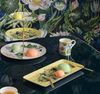 Đĩa/khay chữ nhật Wonderlust Waterlily sứ xương viền vàng 22K